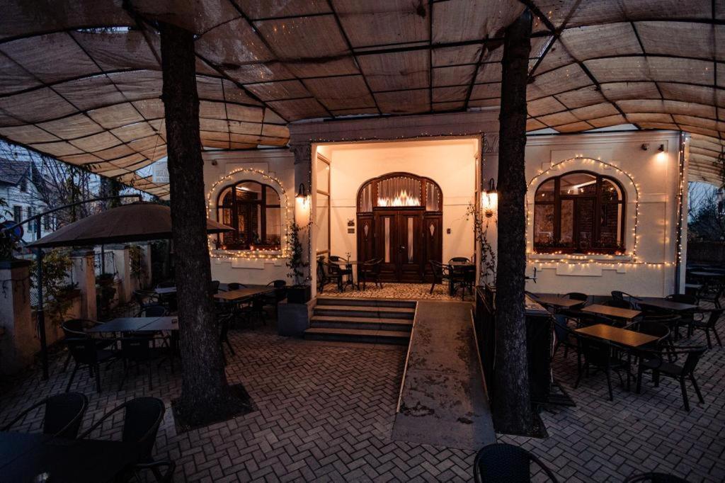 Готель Casa Del Sole Алба-Юлія Екстер'єр фото